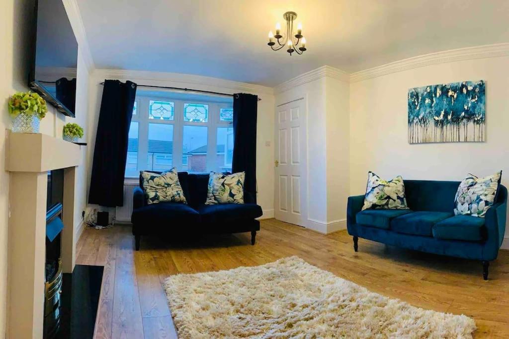 Homely Detached 3 Bedroom House Near Sheffield Rotherham Extérieur photo