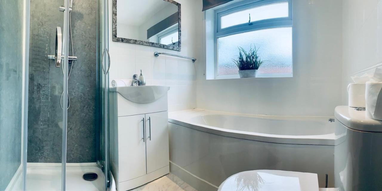 Homely Detached 3 Bedroom House Near Sheffield Rotherham Extérieur photo