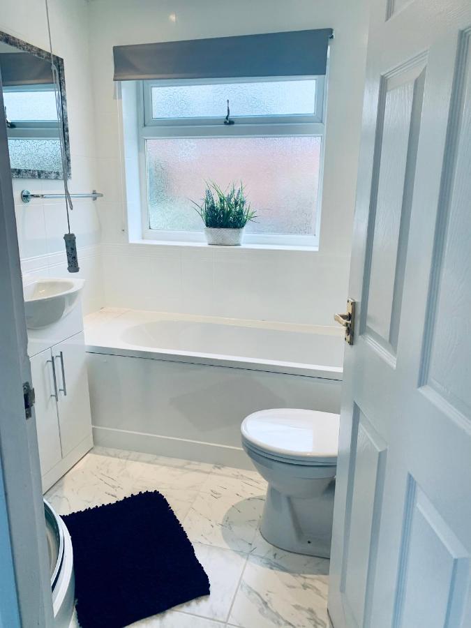 Homely Detached 3 Bedroom House Near Sheffield Rotherham Extérieur photo